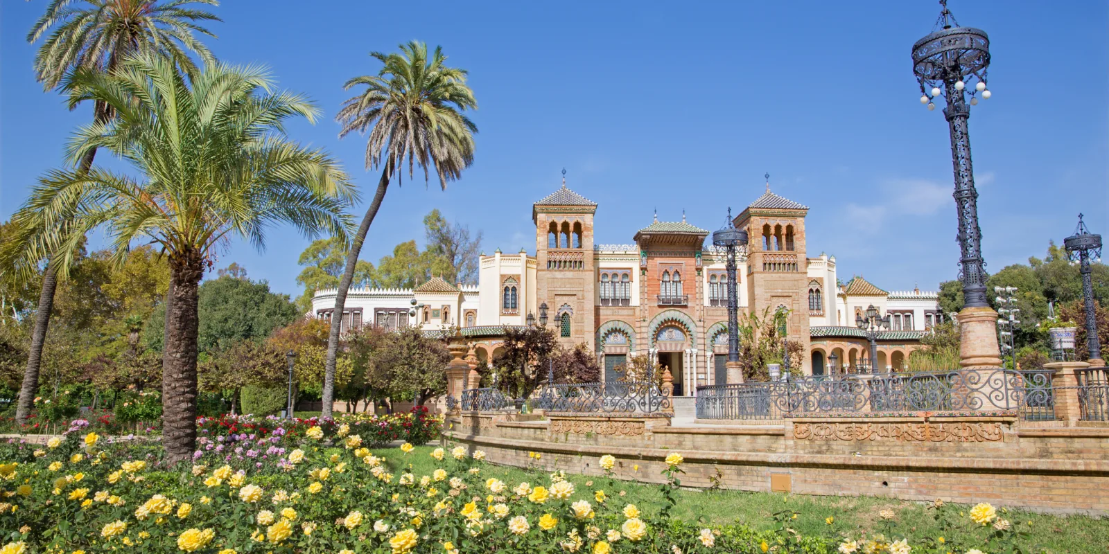 Museo de Bellas Artes de Sevilla, doce horas salvo agosto